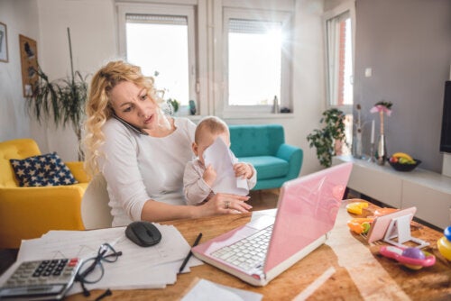 Mitkä ovat multitaskauksen yleisimmät psykologiset vaikutukset?