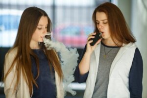 Vaikuttaako sähkötupakka suun terveyteen?
