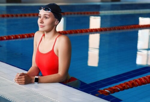 Uinti ja kauneus: suojaa hiukset, iho ja kynnet kloorilta