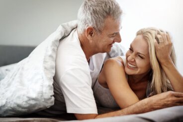 Seksuaalisuus 40. ikävuoden jälkeen: nautinnon ja jälleennäkemisen matka