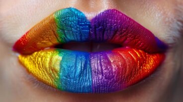 Mikä on sateenkaarisuudelma ja mitkä ovat sen terveysriskit?