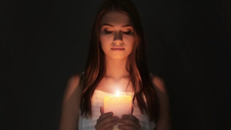 Trataka-meditaatiotekniikka stressin vähentämiseksi