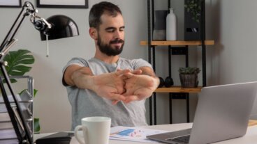 Itsestä huolehtiminen työpaikalla: aktiiviset tauot ja stressinhallinta